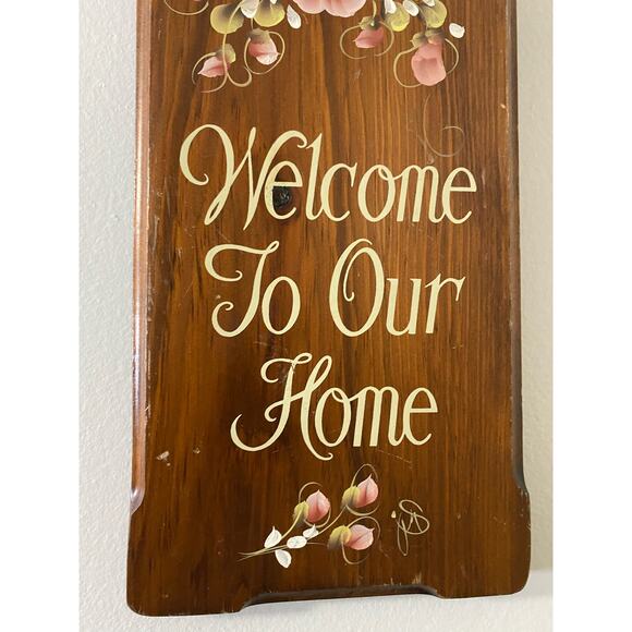 Welcome wood Plaque Cottage Core
Granny Chic, hand painted hand made
Floral - Picture 3 of 5
